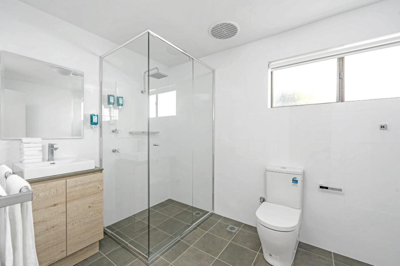 Husky 56 Beachfront Villa'S - Great Location On The Beach Huskisson Exterior foto